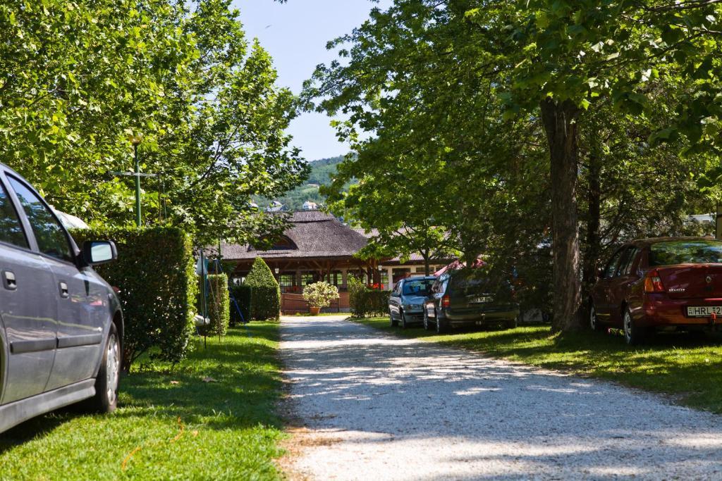 Balaton Eldorado Camping Hotel Badacsonytördemic Exterior foto